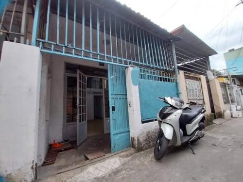 Bán đất tặng nhà Q7, Tân Mỹ, 180m2, gần ĐH Marketing, chỉ 16 tỷ!